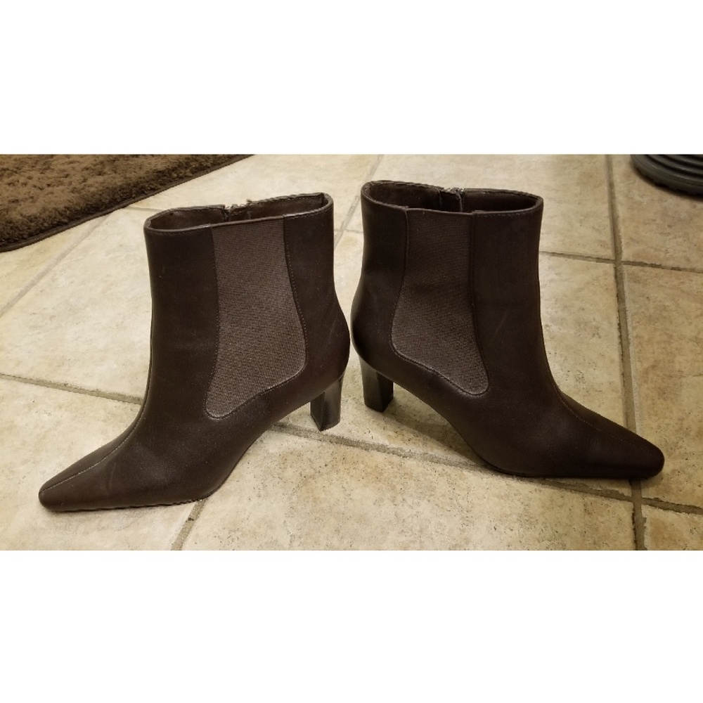 Predictions Brown Leather Boots